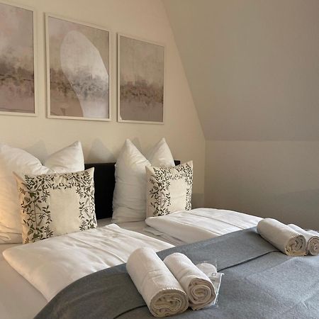 Raha Apartments - Modernes Studio-Apartment - Hbf - Gratis Parkplatz Erfurt Eksteriør billede
